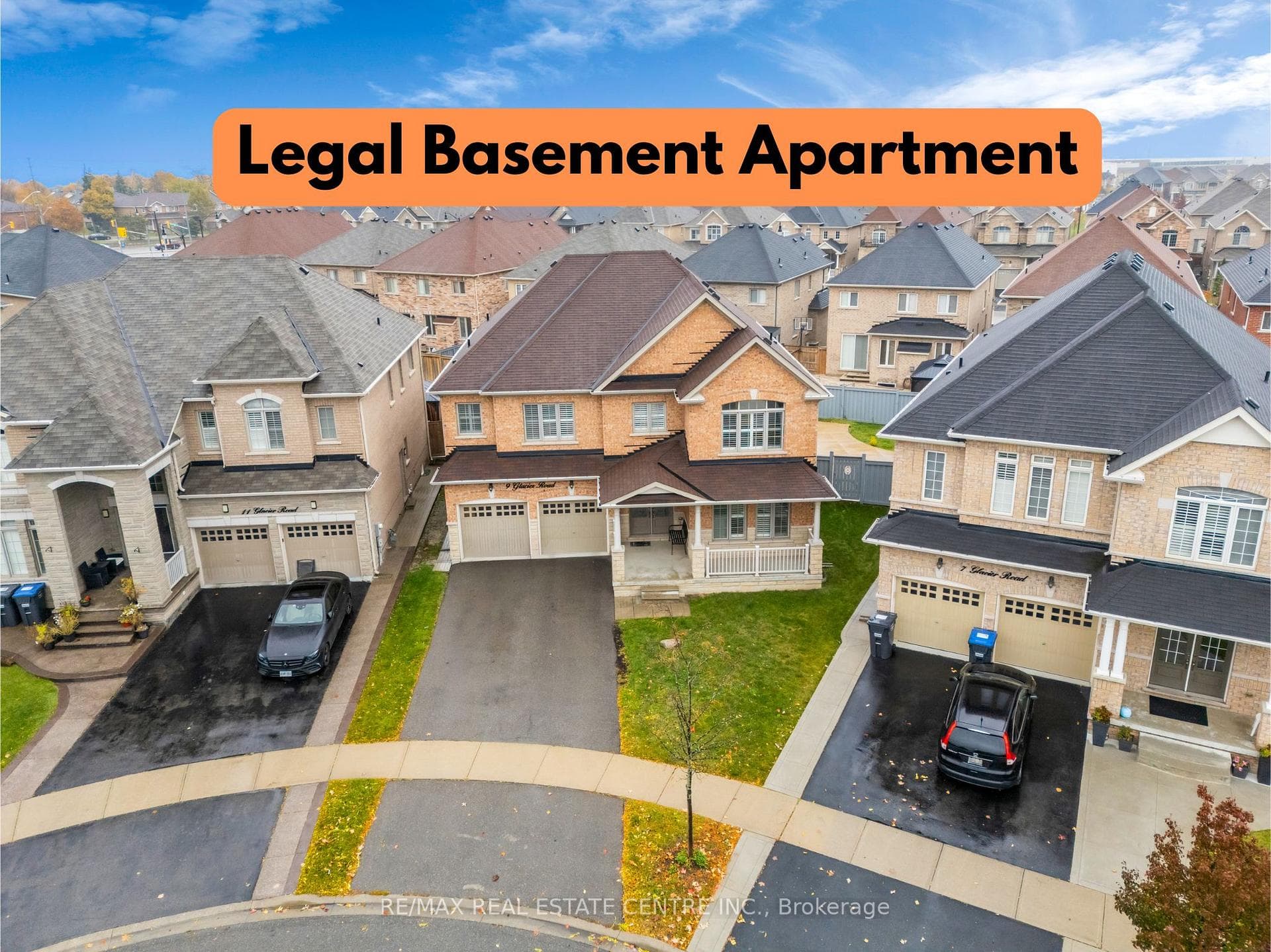 9 Glacier Road, Brampton, ON L6X 5N1 - Photo 1