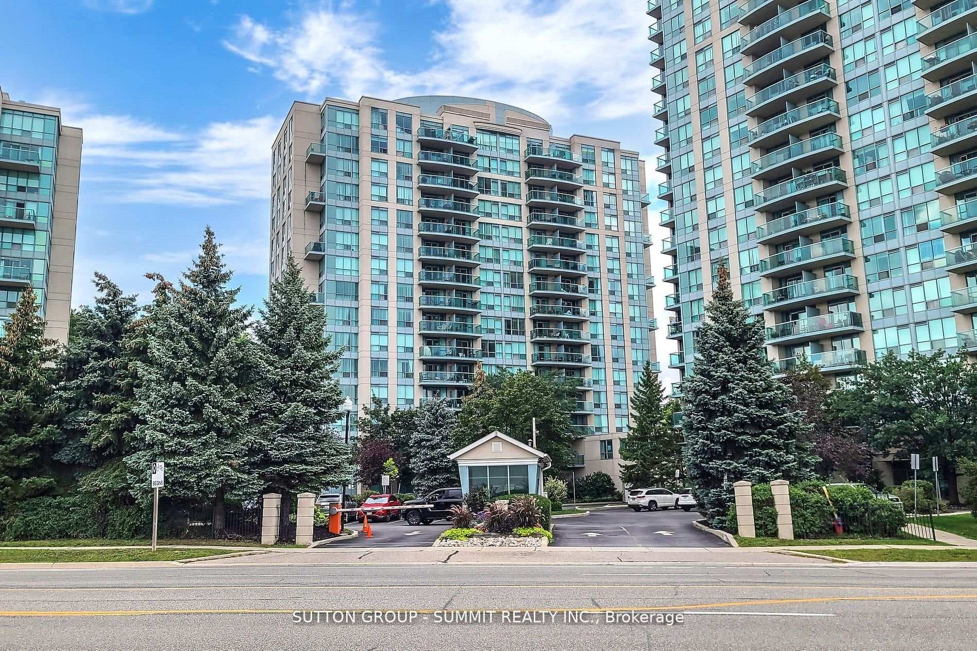 2565 Erin Centre Boulevard Unit 1203, Mississauga, ON L5M 6Z8 - Photo 1