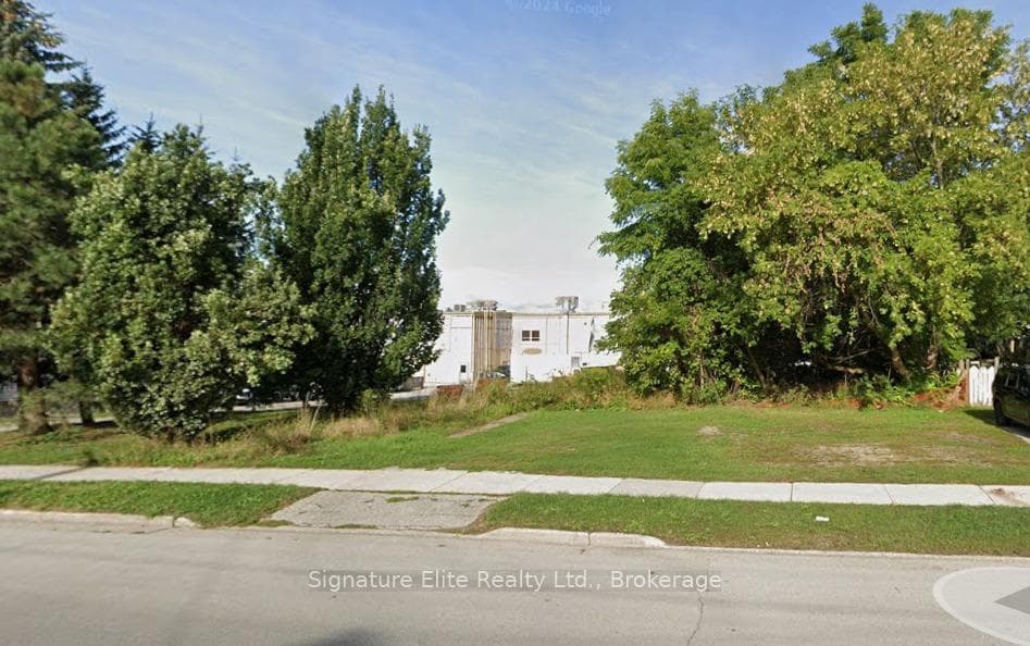 1140 3rd Avenue, Owen Sound, ON N4K 2L3 - Photo 1