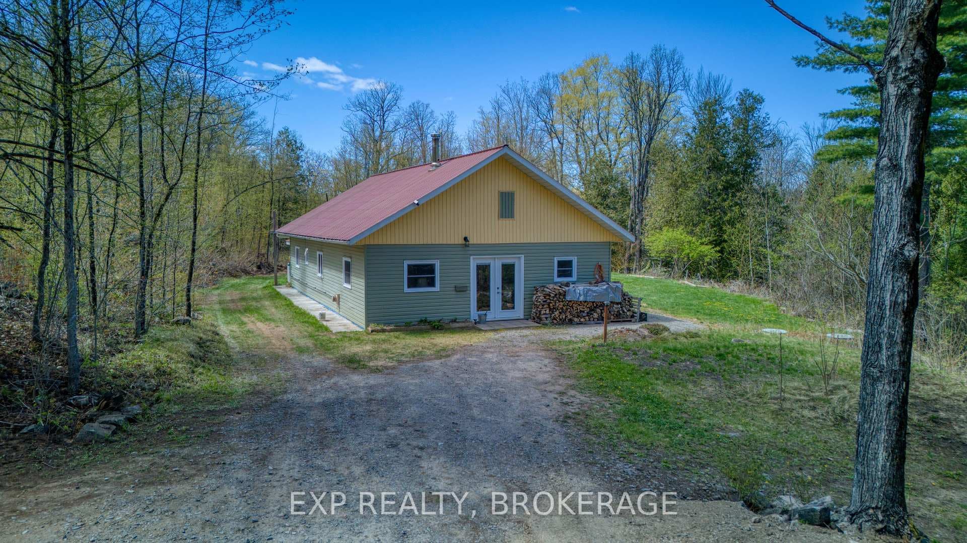 371 Sherbrooke Drive, Tay Valley