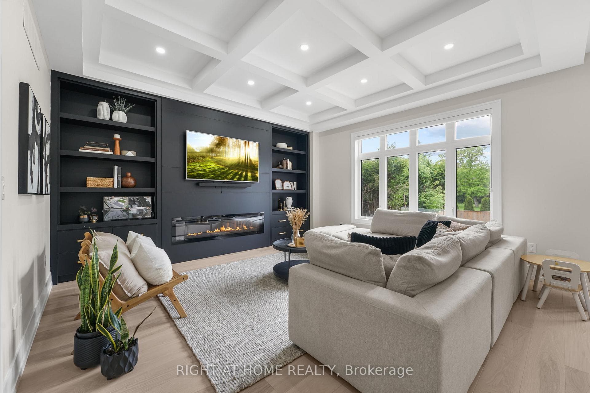 262 Senlac Road, Thornhill / Willowdale, ON M2R 1P8 - Photo 1