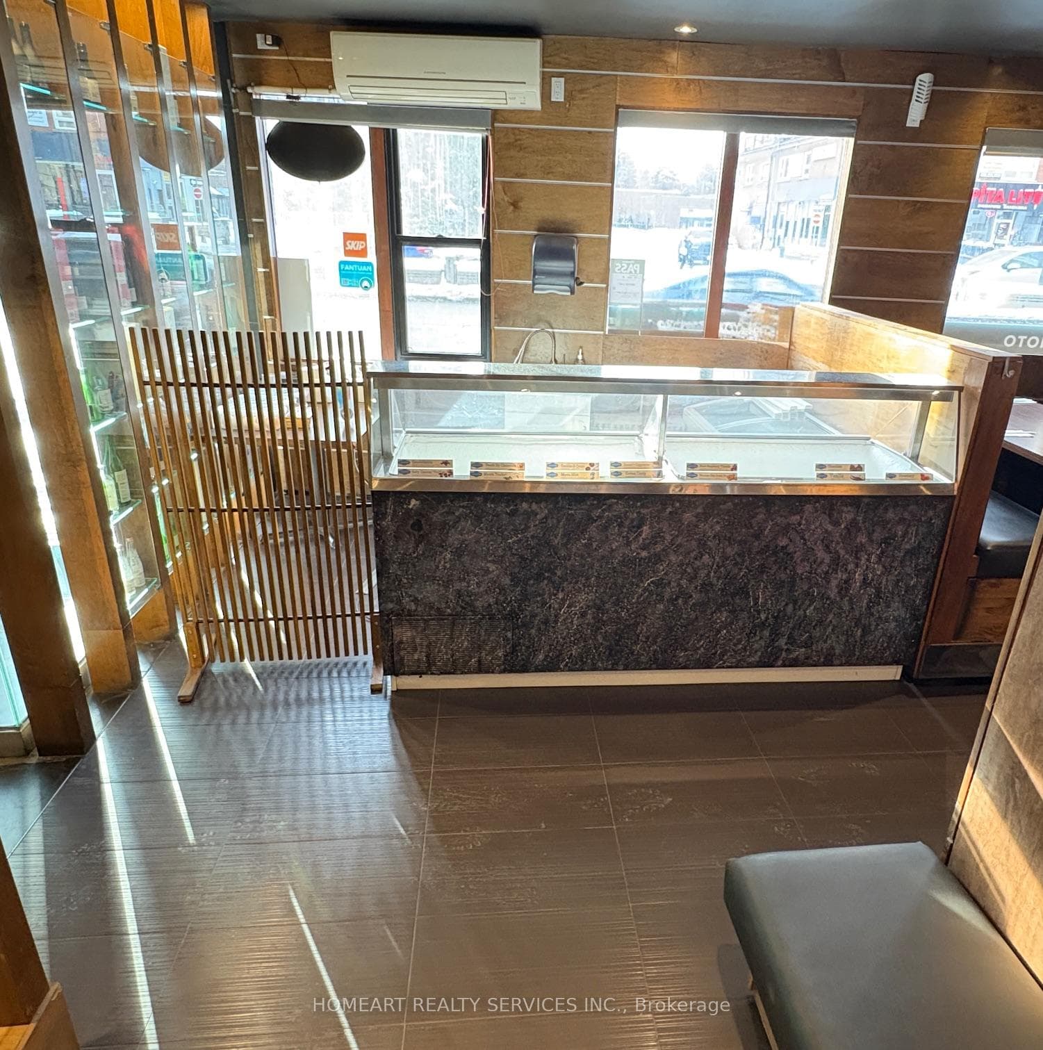 4901 Yonge Street, Willowdale / Newtonbrook, ON M2N 5N4 - Photo 1