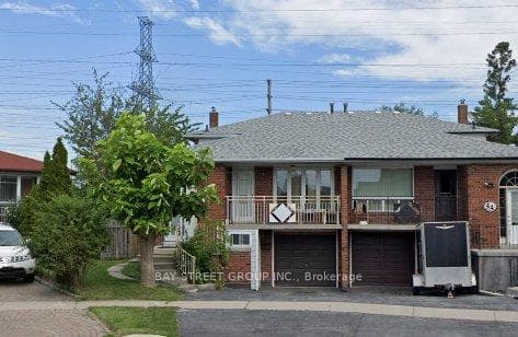 42 Iangrove Terrace, Scarborough Village / Eglinton East, ON M1W 2H2 - Photo 1