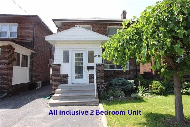 2518 Lake Shore Boulevard, Liberty Village / Parkdale / South Parkdale, ON M8V 1E1 - Photo 1