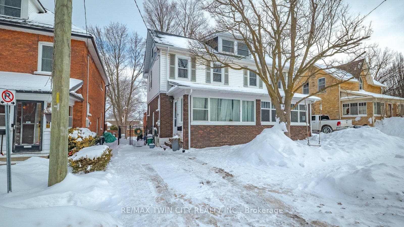 48 Beale Street Unit 2, Woodstock, ON N4S 6X1 - Photo 1