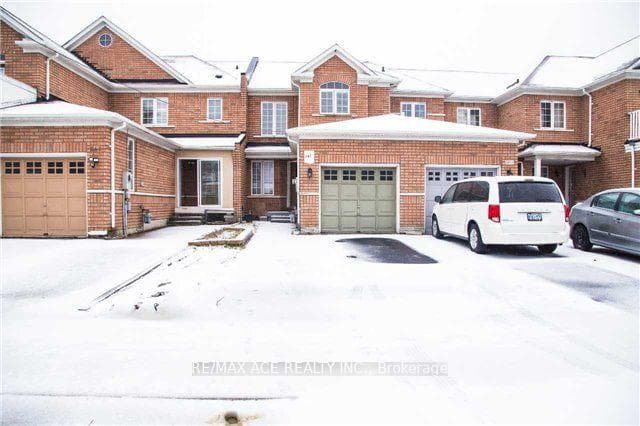 240 Mclevin Avenue Unit Main, Scarborough (Morningside / West Hill), ON M1B 6C3 - Photo 1