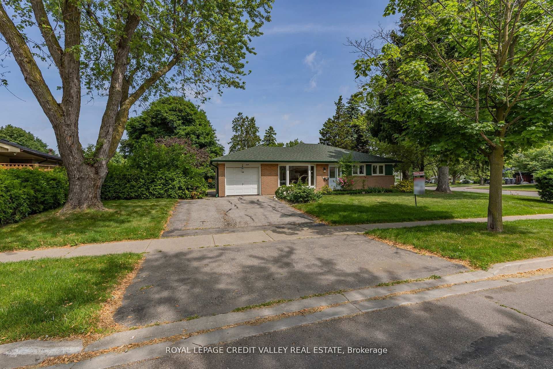 254 Bartley Bull Parkway, Brampton, ON L6W 2L1 - Photo 1