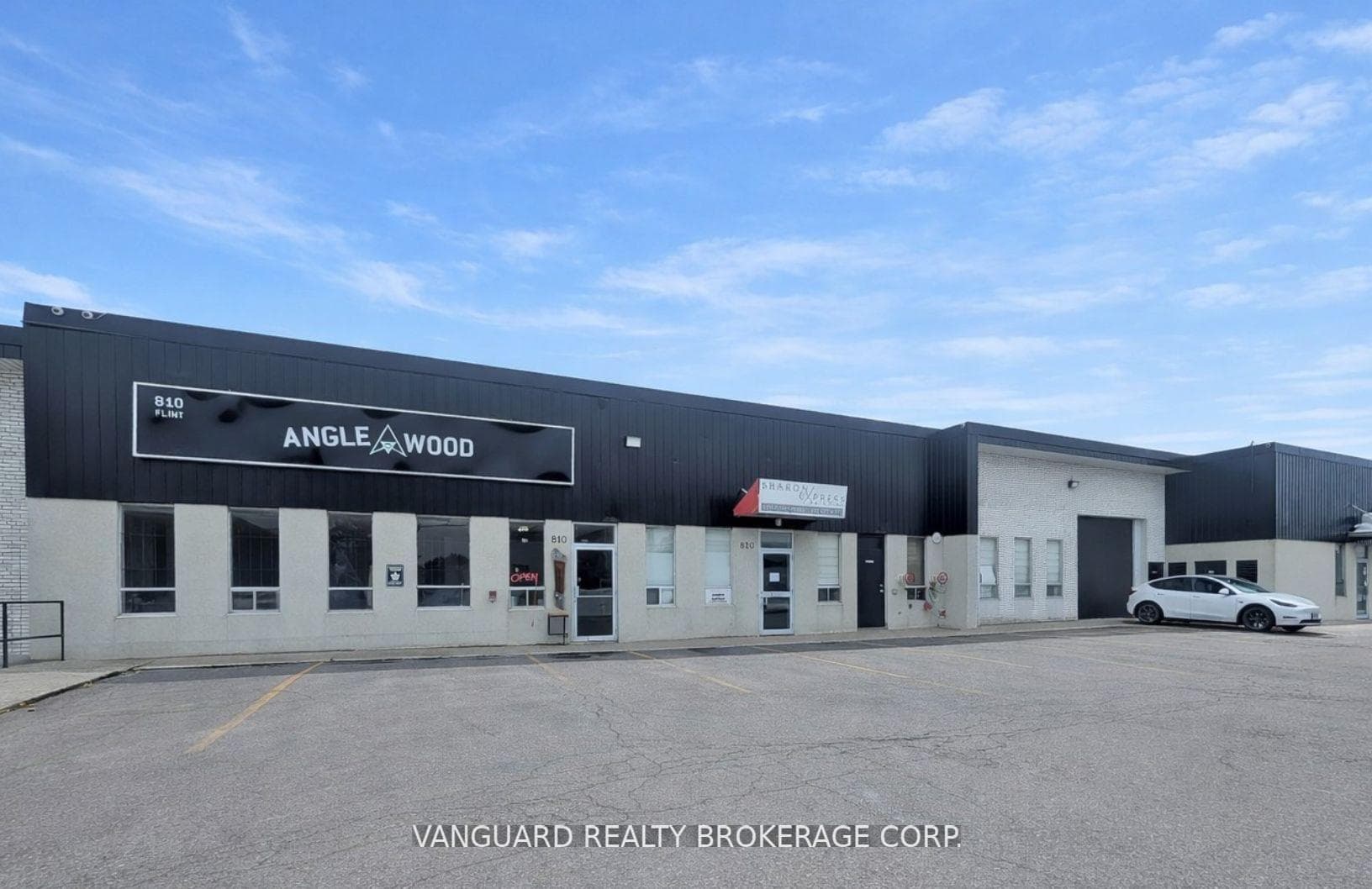 830-840 Flint Road, Toronto W05