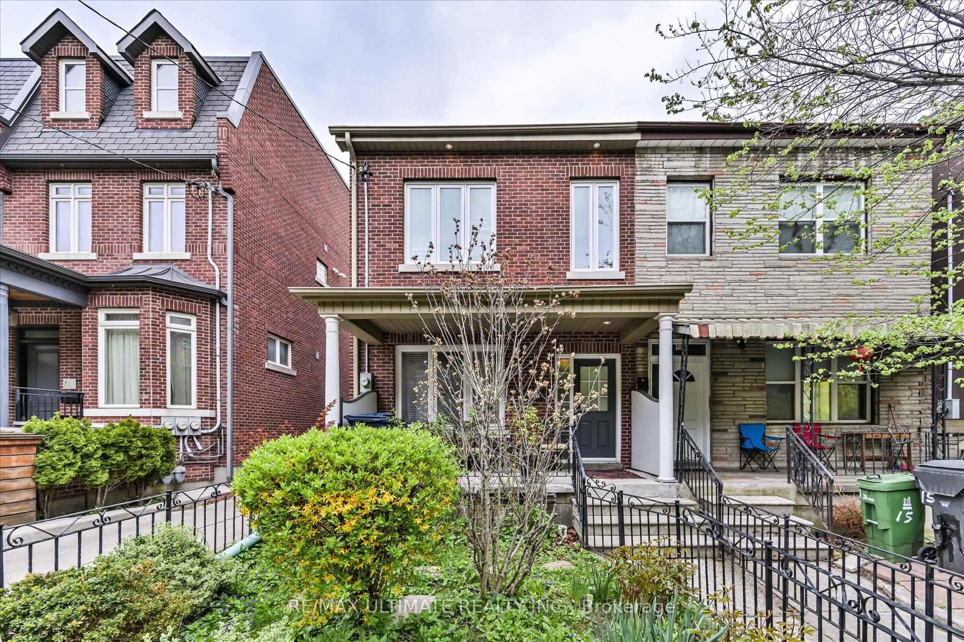 17 Major Street, Toronto C01