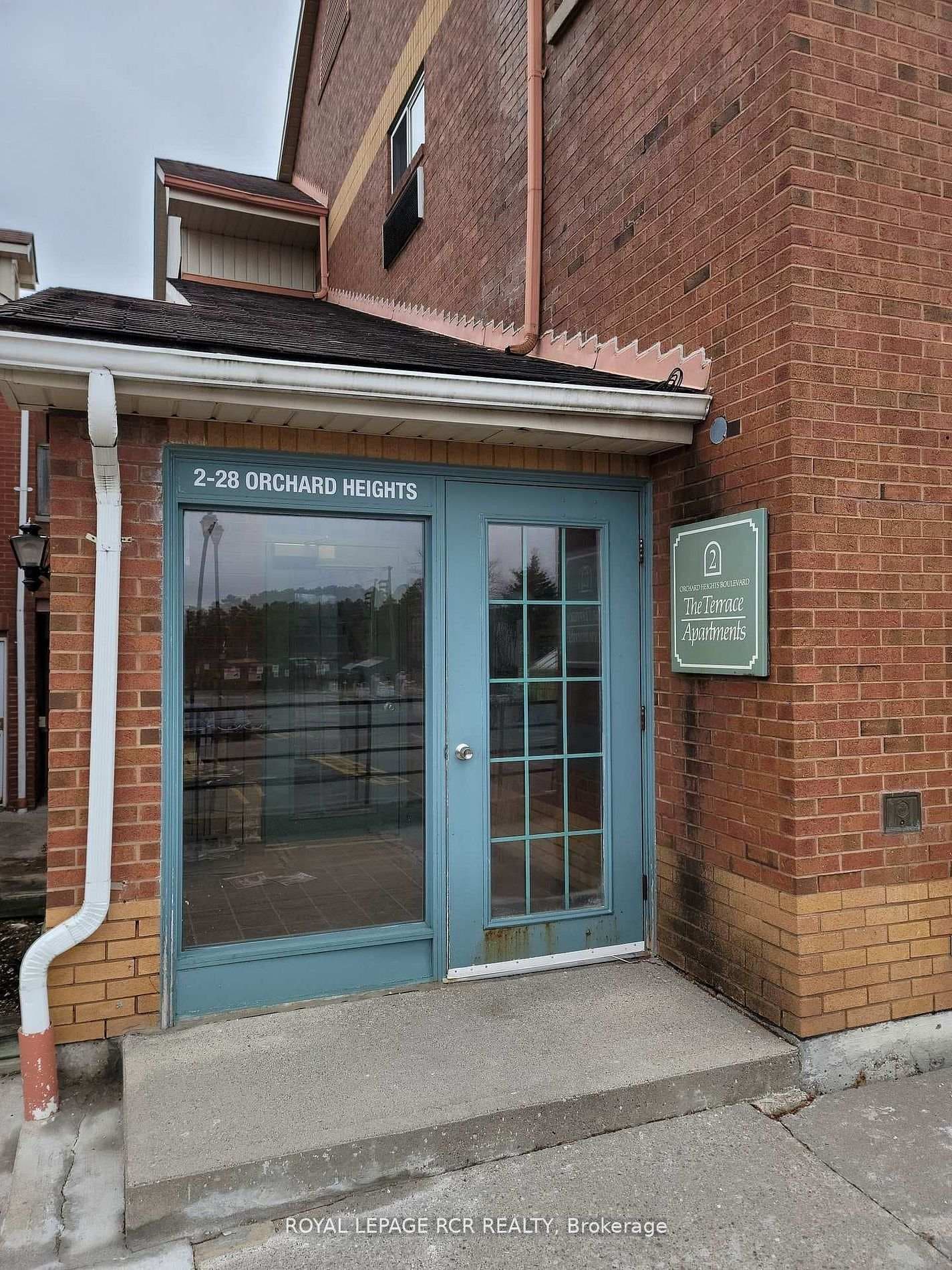 2 Orchard Heights Boulevard Unit 243, Aurora, ON L4G 3W3 - Photo 1