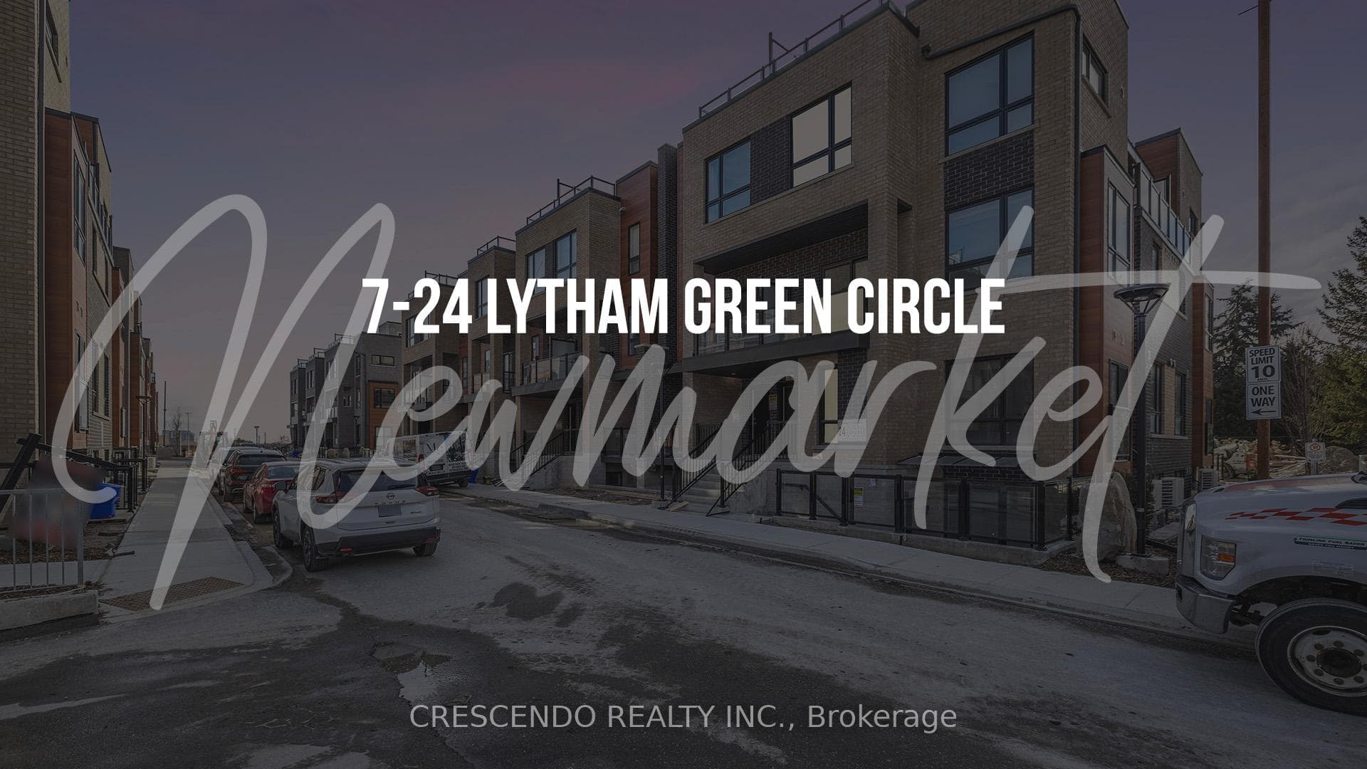 24 Lytham Green Circle Unit 7, Newmarket, ON L3Y 0H5 - Photo 1