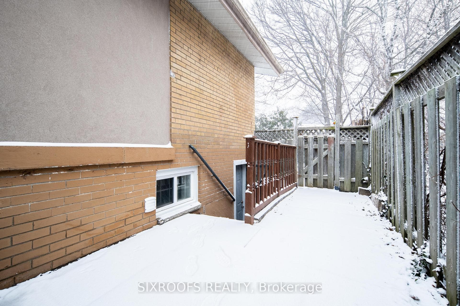 332 Homewood Avenue Unit Lower, Thornhill / Willowdale, ON M2R 2N8 - Photo 1