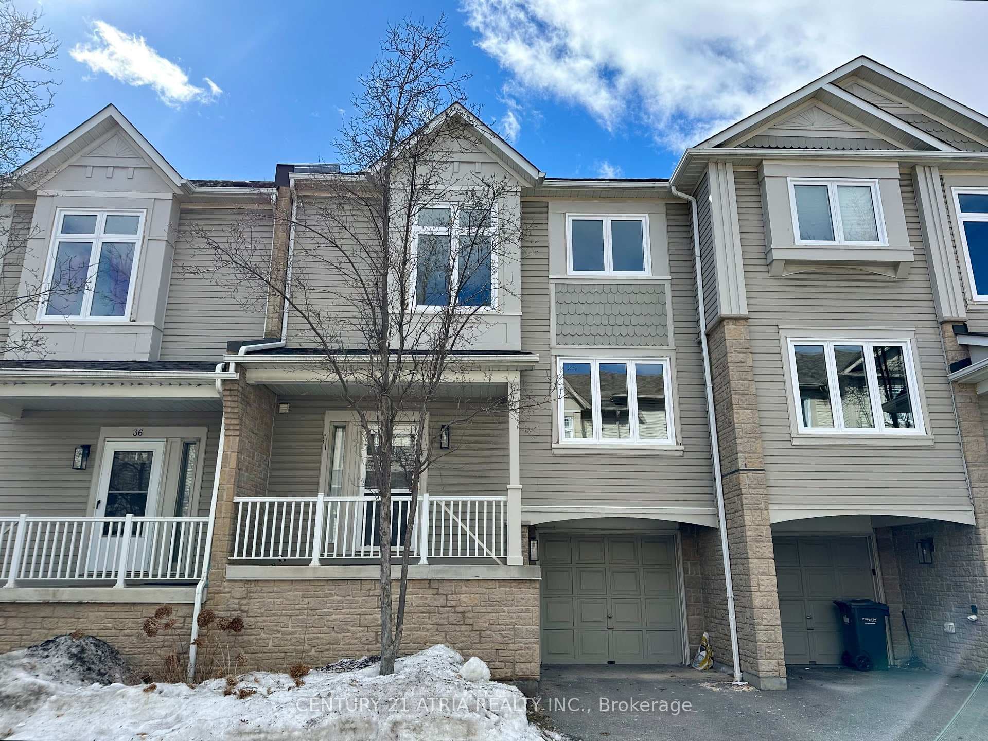 7101 Branigan Gate Unit 37, Mississauga, ON L5N 7S2 - Photo 1
