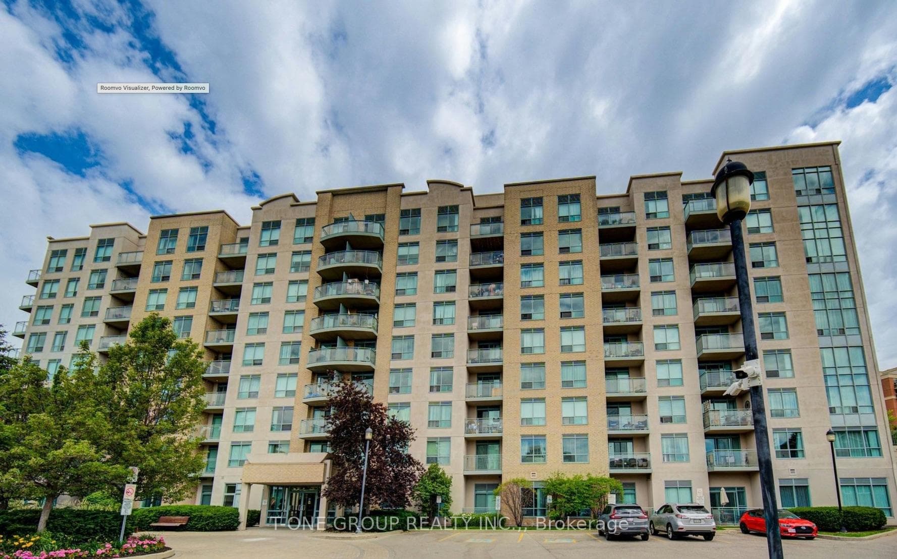 51 Baffin Court Unit 817, Richmond Hill, ON L4B 4P6 - Photo 1
