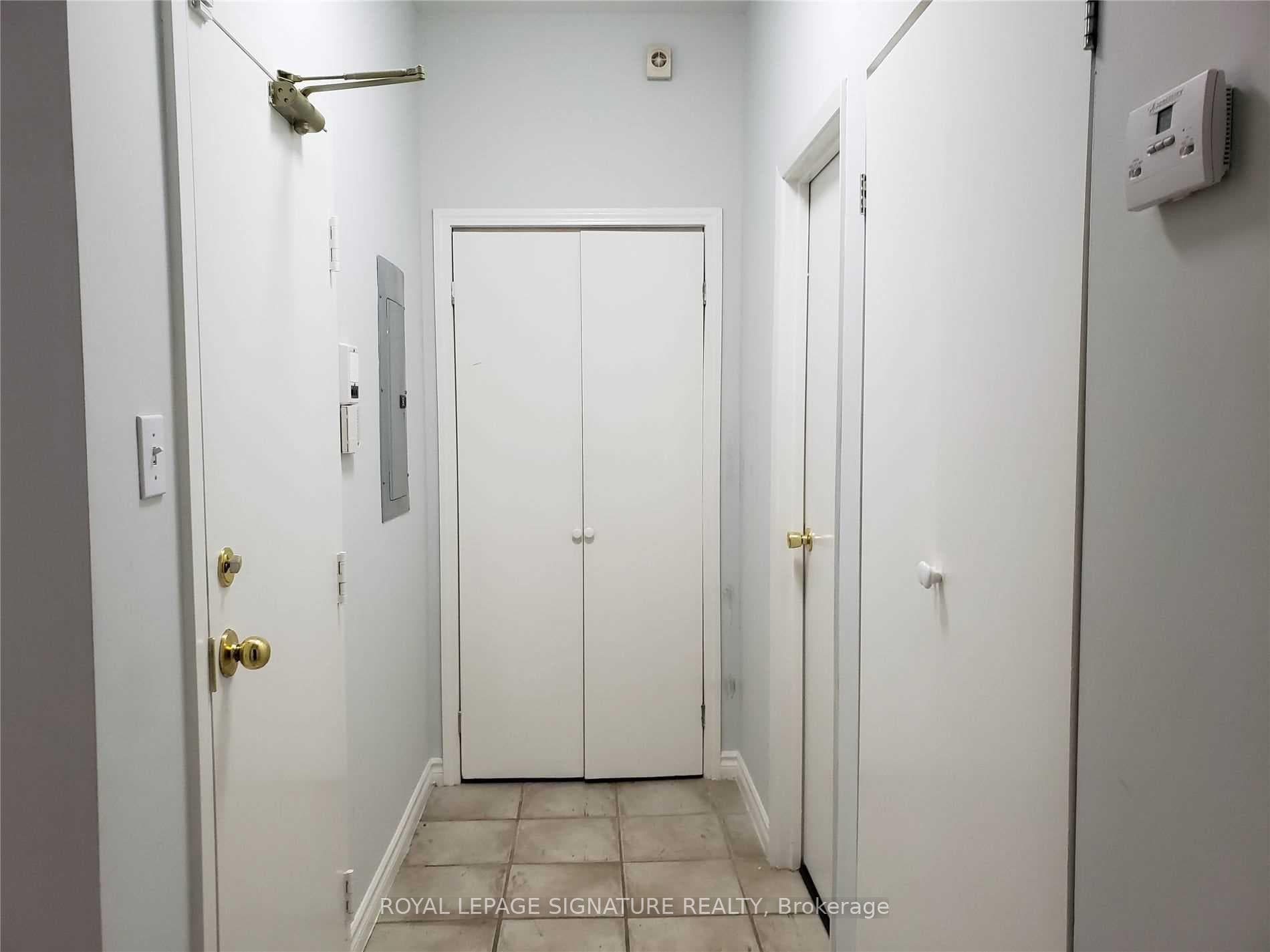 222 Queen Street Unit 2, Mississauga, ON L5M 1L5 - Photo 1