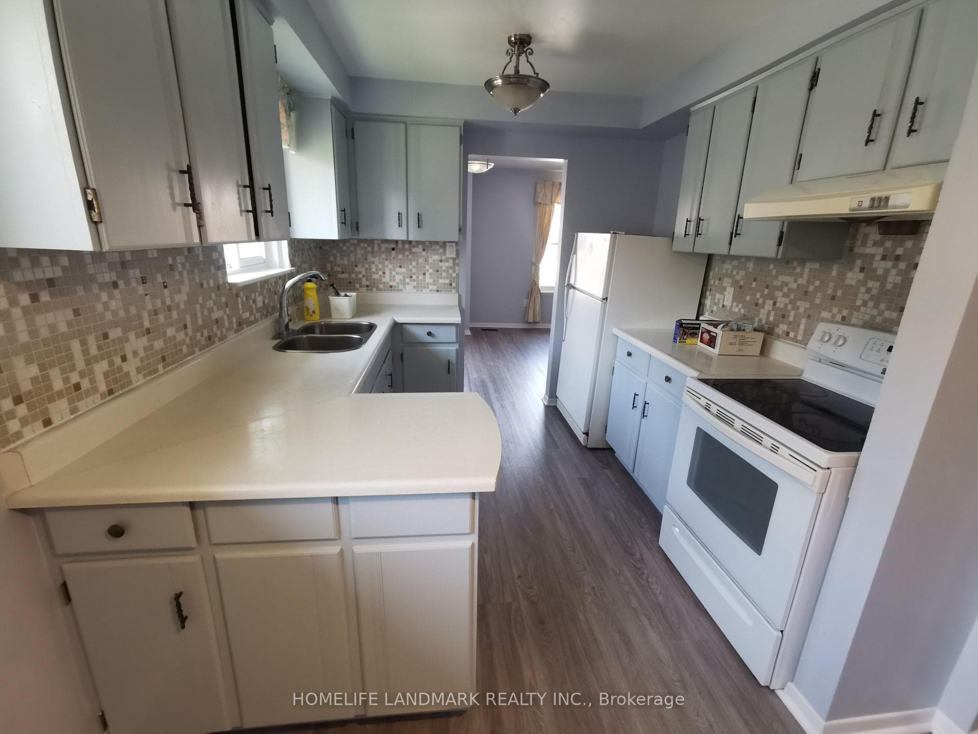 16 Nortonville Drive Unit Upper, Scarborough Village / Eglinton East, ON M1T 2G8 - Photo 1