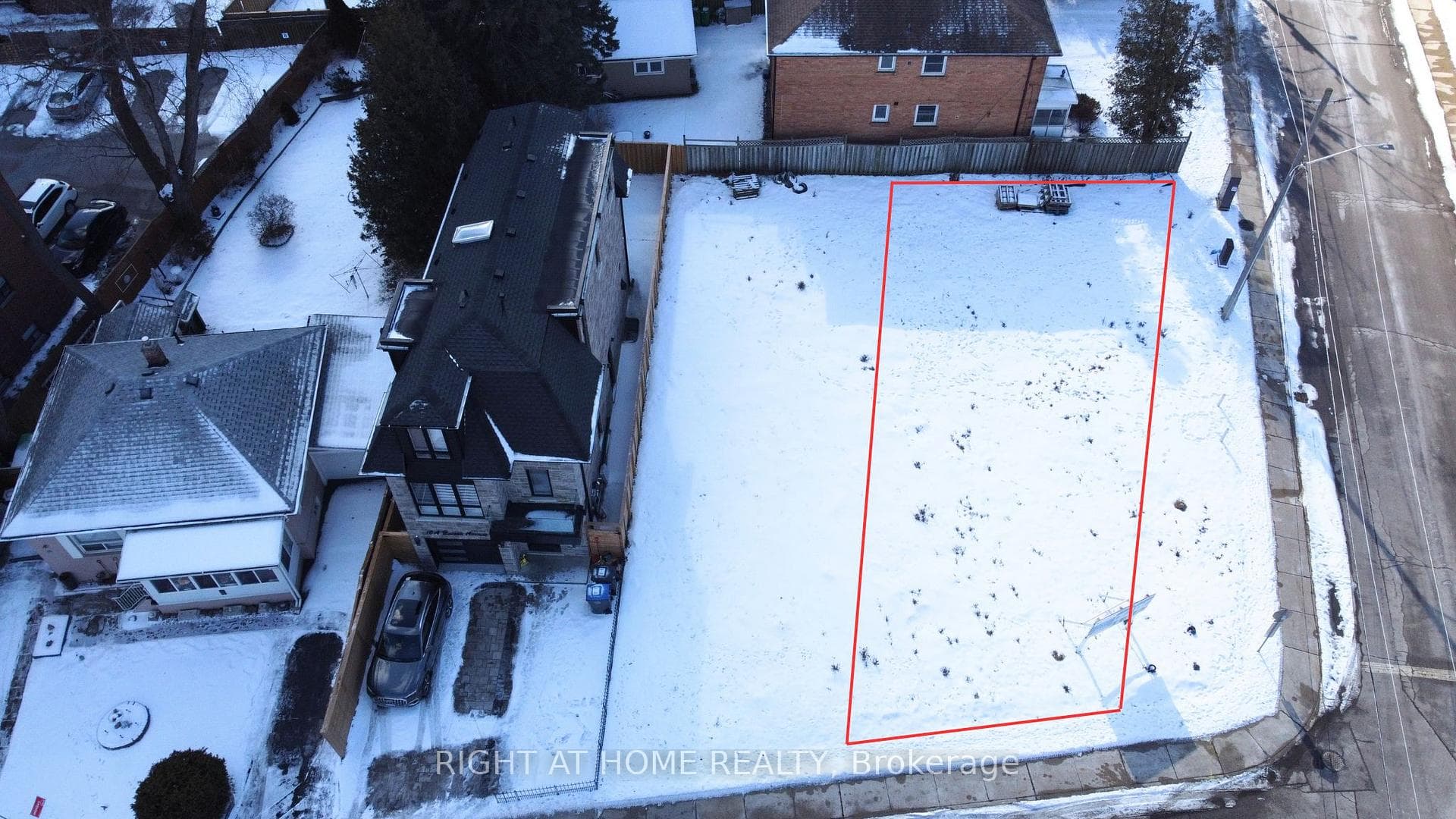 10C Benson Avenue, Mississauga, ON L5H 2P2 - Photo 1