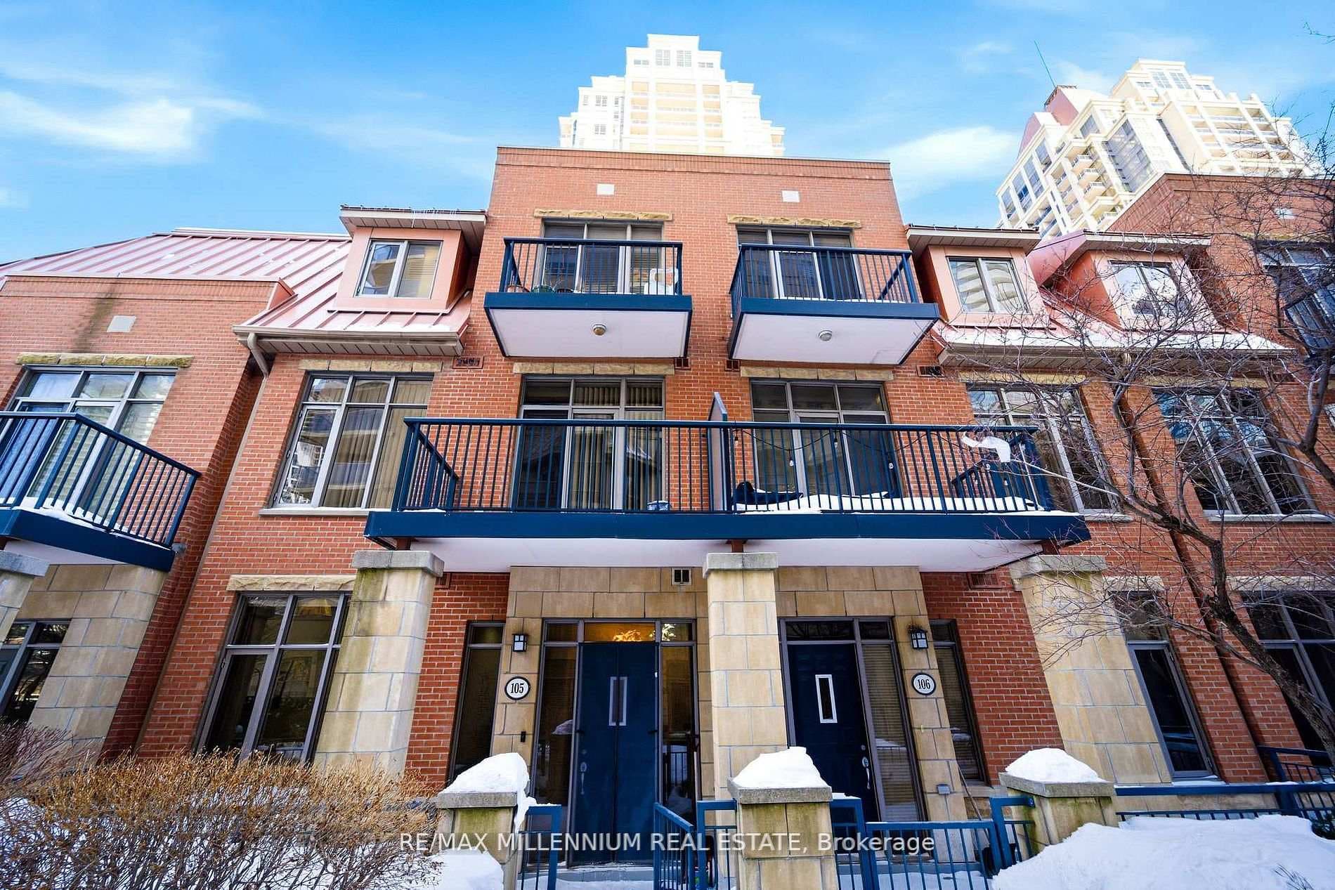 330 Royal Princess Drive Unit 105, Mississauga, ON L5B 4M8 - Photo 1