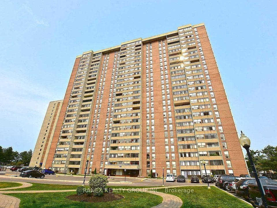 18 Knightsbridge Road Unit 1105, Brampton, ON L6T 3X5 - Photo 1