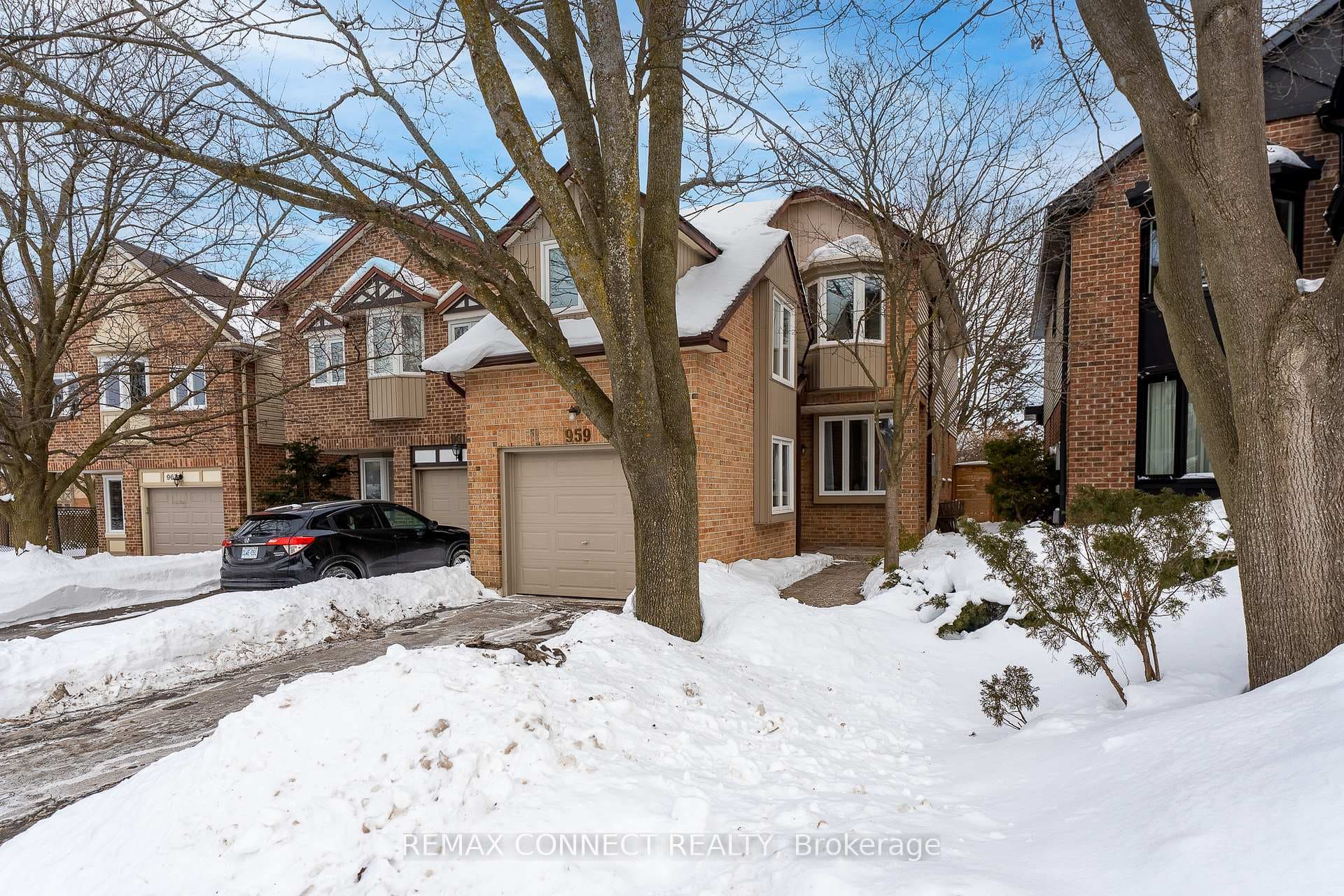 959 Redbird Crescent, Pickering, ON L1V 5K8 - Photo 1