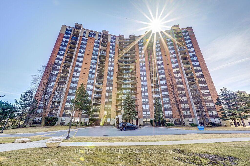 50 Mississauga Valley Unit 916, Mississauga, ON L5A 3S2 - Photo 1