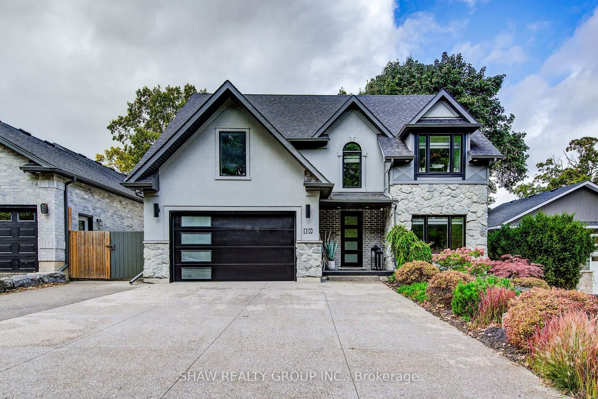 10 Clover Avenue, Cambridge, ON N1R 5S2 - Photo 1