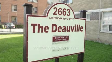 2663 Lake Shore Boulevard Unit 802, Liberty Village / Parkdale / South Parkdale, ON M8V 1G7 - Photo 1