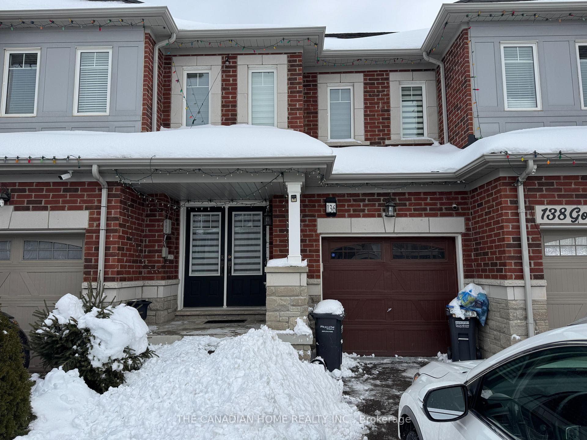 136 Golden Springs Drive, Brampton, ON L7A 0C7 - Photo 1