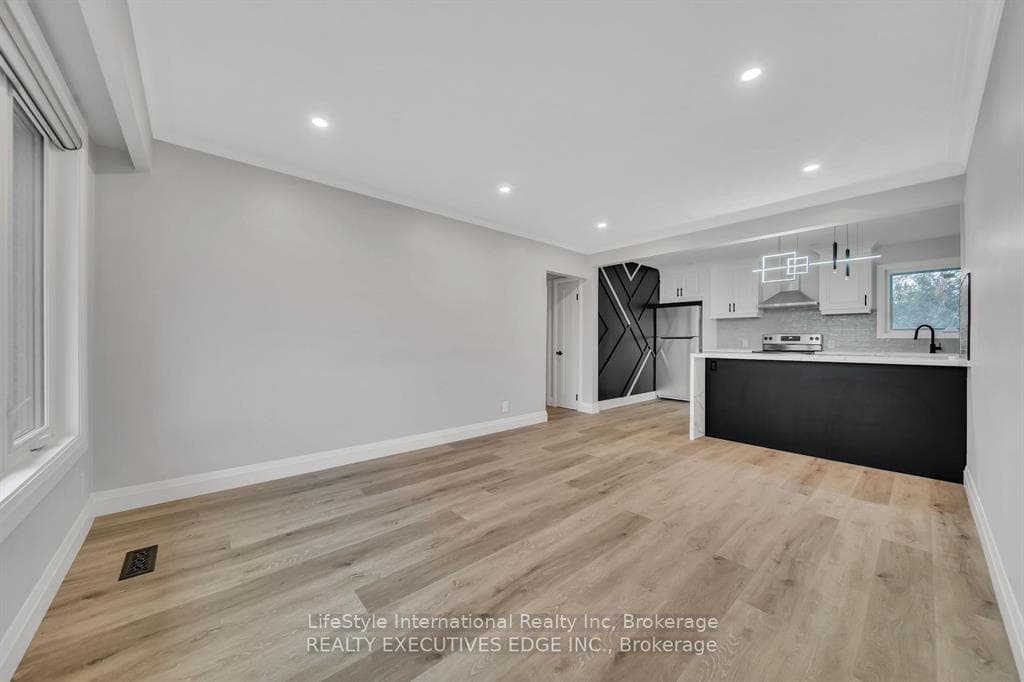 234 Stevenson Street, Guelph, ON N1E 5B4 - Photo 1