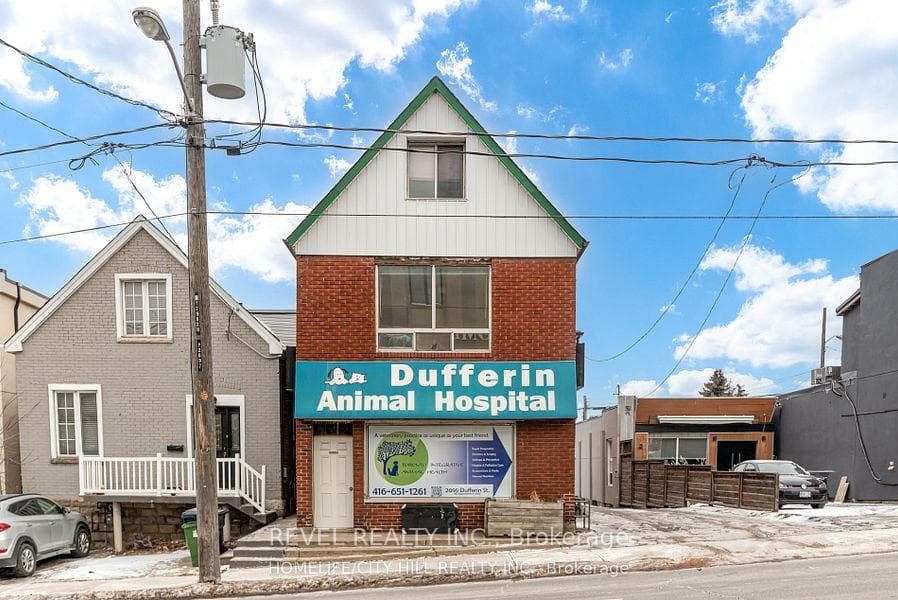 2095 Dufferin Street Unit 2nd Floor, Forest Hill / Deer Park, ON M6E 3R3 - Photo 1