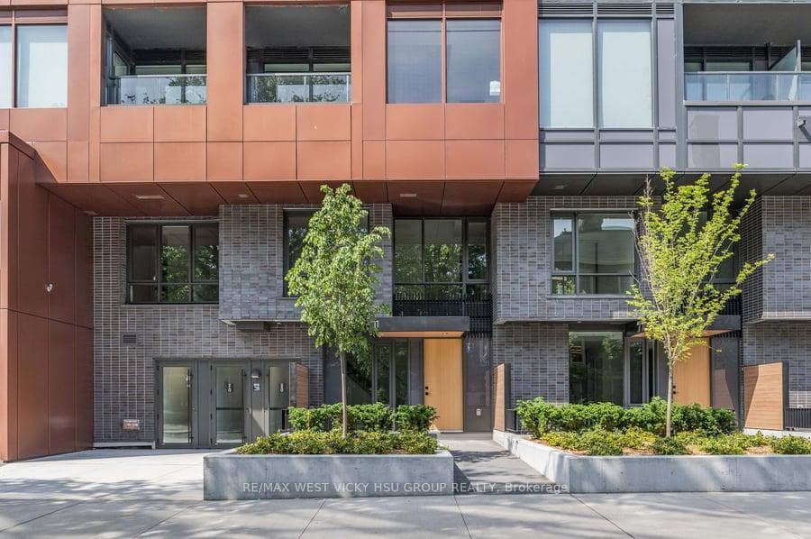 28 Eastern Avenue Unit TH105, Regent Park / Cabbagetown / St. James Town, ON M5A 0Y2 - Photo 1