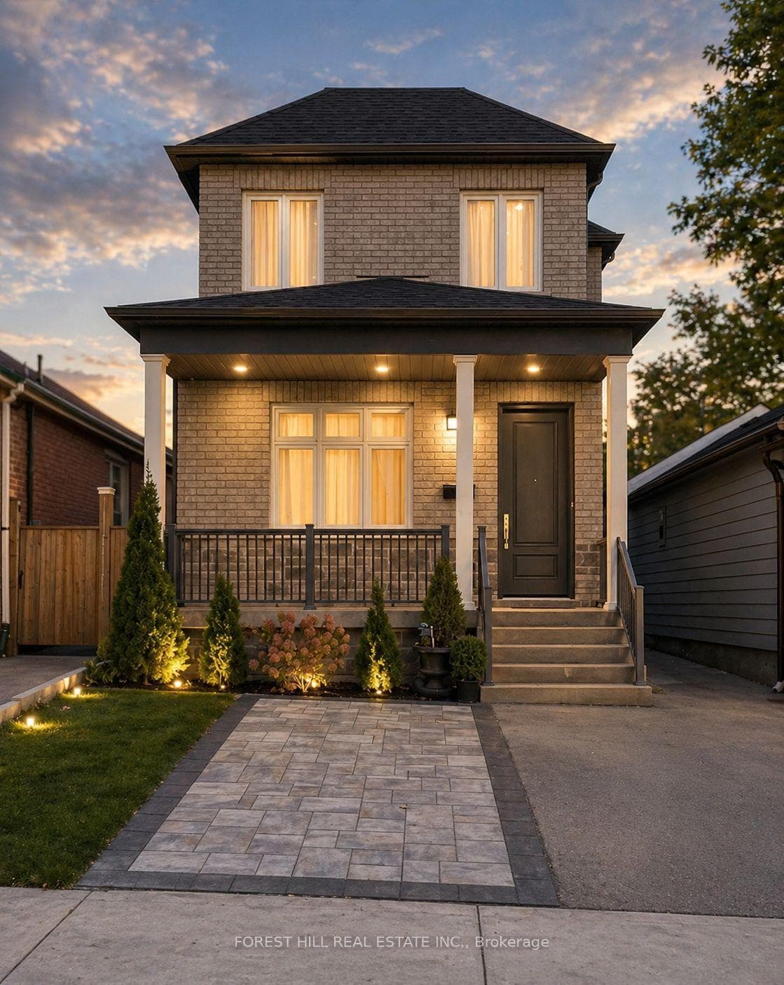 611 Northcliffe Boulevard, Forest Hill / Deer Park, ON M6E 3L8 - Photo 1