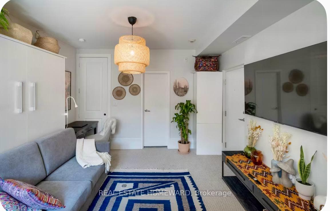 336 Davenport Road Unit 102 (LOWER), Annex / Yorkville / Summerhill, ON M5R 1K6 - Photo 1