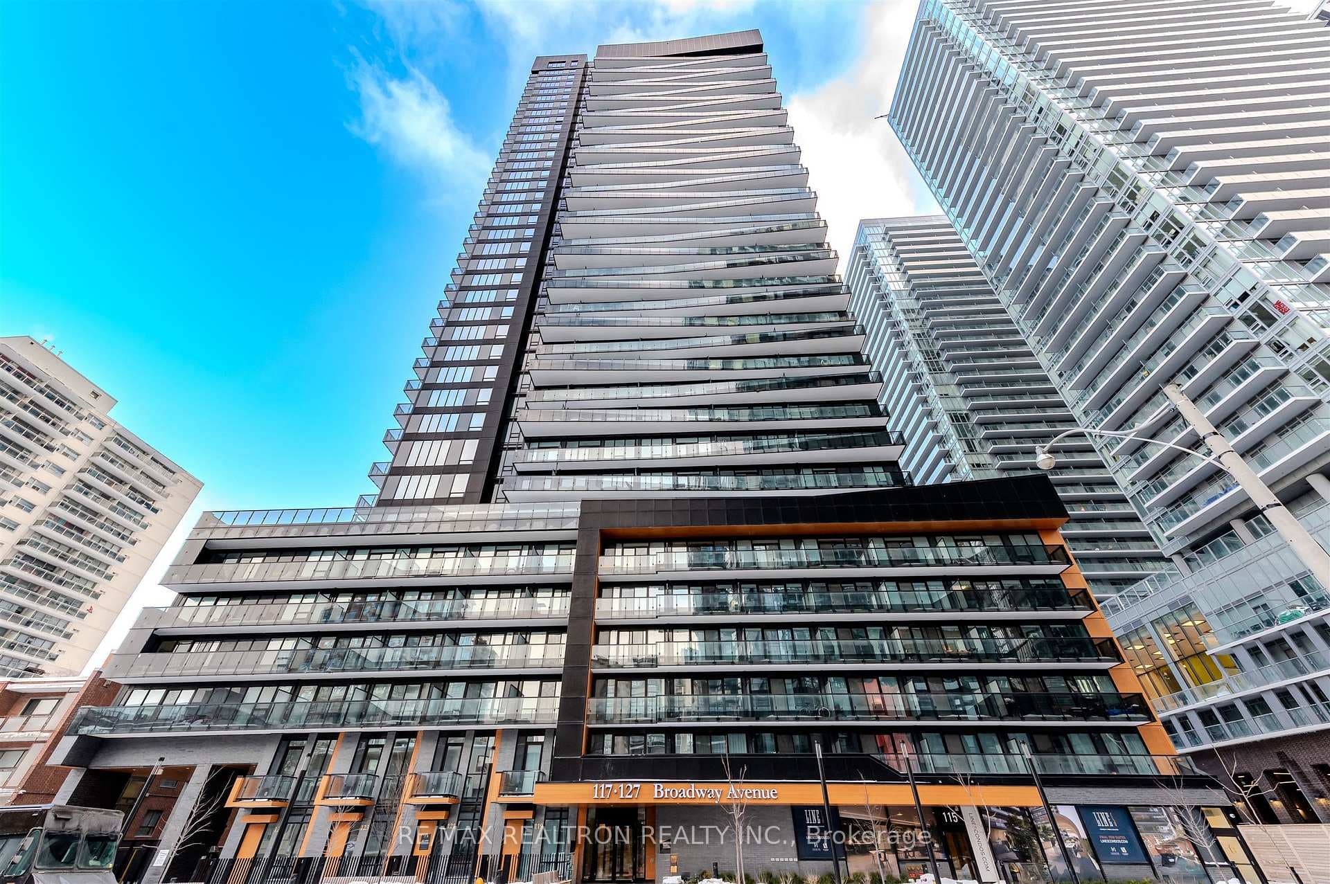 127 Broadway Avenue Unit 2703, Leaside / Davisville, ON M4P 1V4 - Photo 1