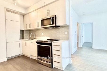 5180 Yonge Street Unit 1805, Thornhill / Willowdale, ON M2N 0K5 - Photo 1