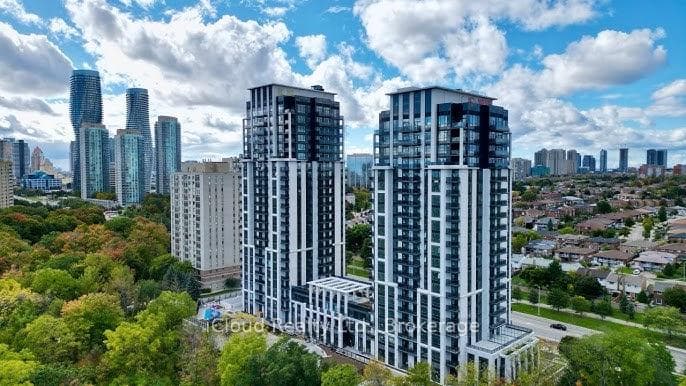 202 Burnhamthorpe Road Unit 1707, Mississauga, ON L5A 0B2 - Photo 1