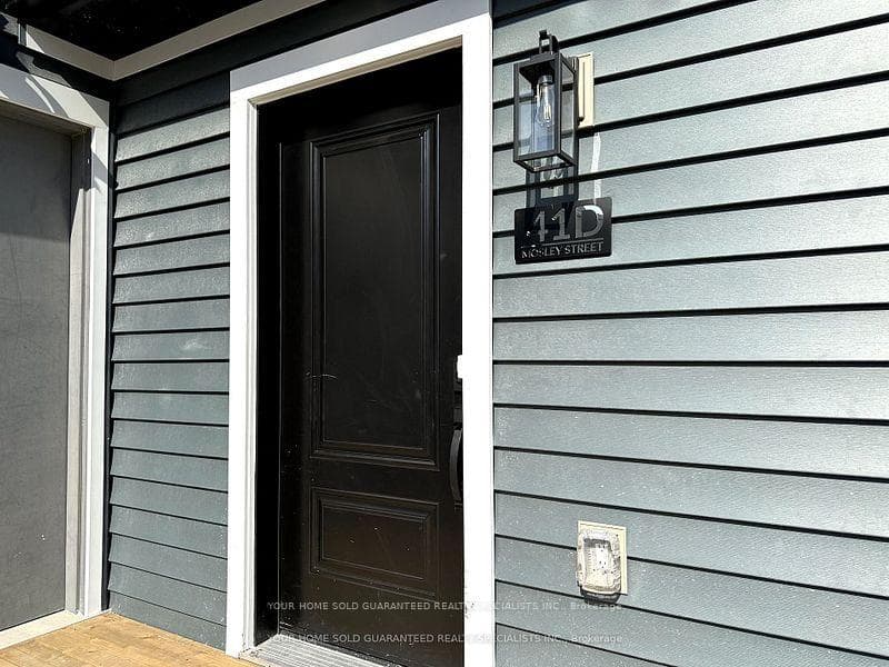 41 Mosley Street Unit D, Aurora, ON L4G 1G8 - Photo 1