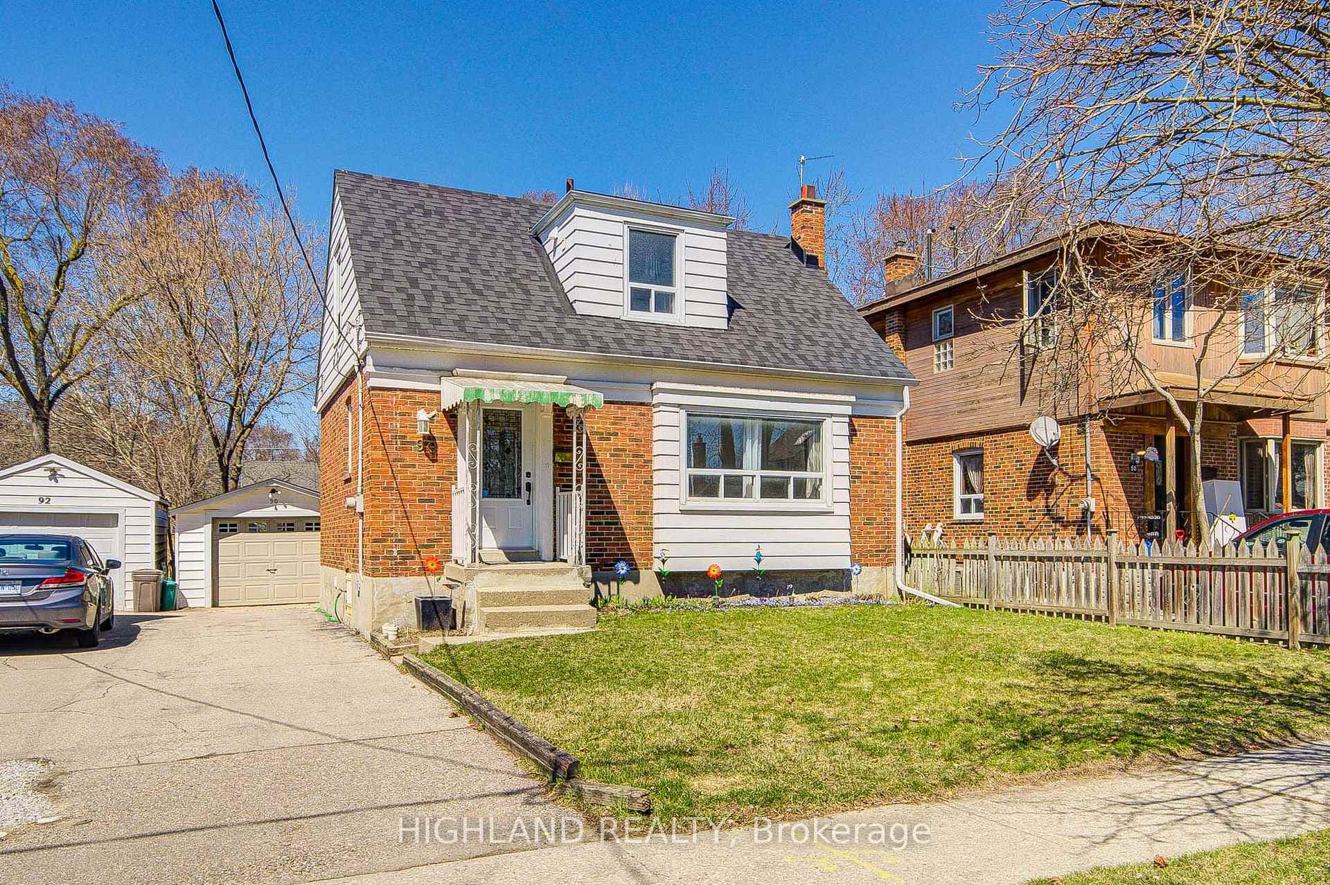 90 Clouston Avenue, York / Weston, ON M9N 1A7 - Photo 1