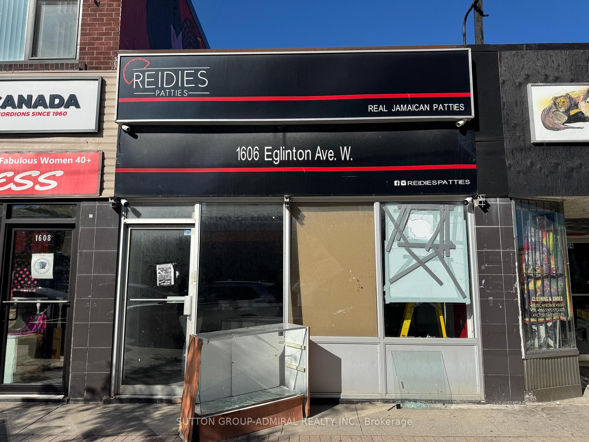 1606 Eglinton Avenue, York / Weston, ON M6E 2G8 - Photo 1