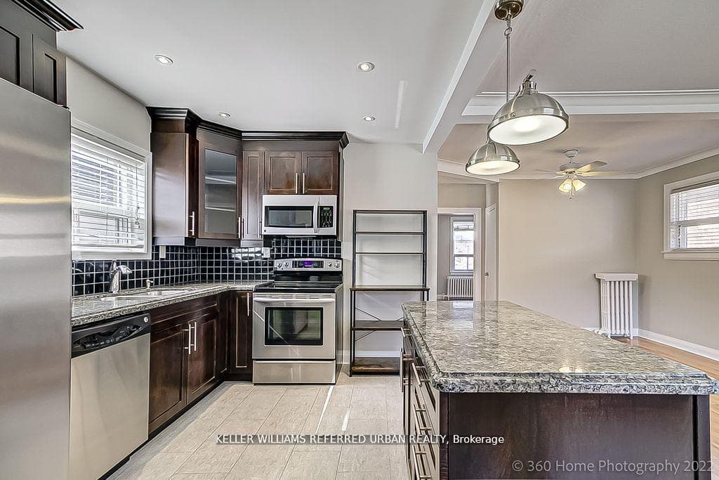 554 Caledonia Road Unit Main, Keelesdale / Eglinton West, ON M6E 4V4 - Photo 1