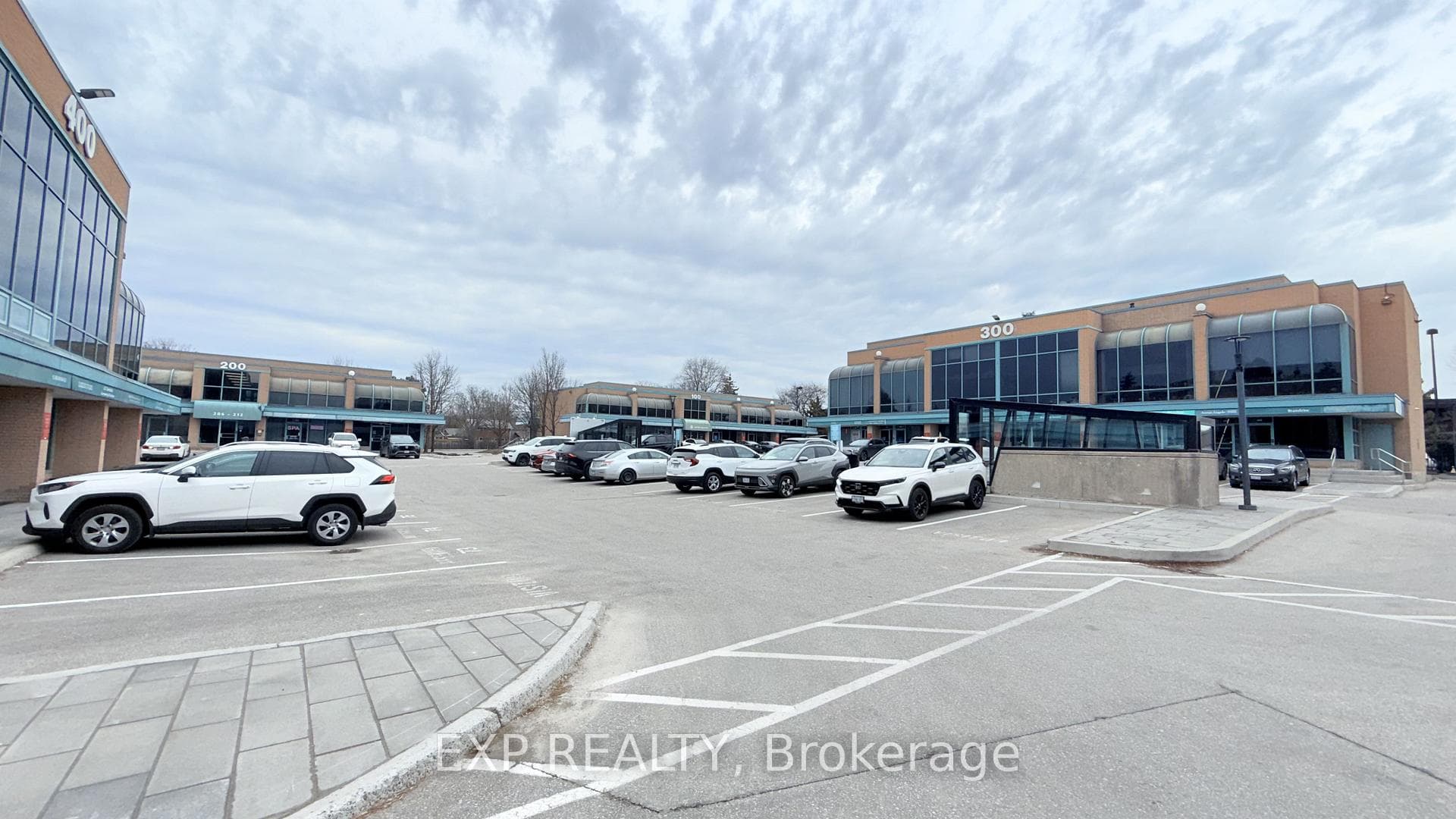 1315 Lawrence Avenue Unit 522, Don Mills / Parkwoods / Victoria Village, ON M3A 3R3 - Photo 1