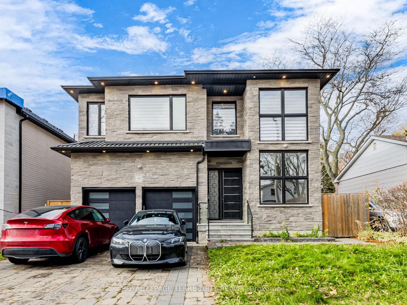50 Eastville Avenue, Scarborough Town Centre, ON M1M 2N7 - Photo 1