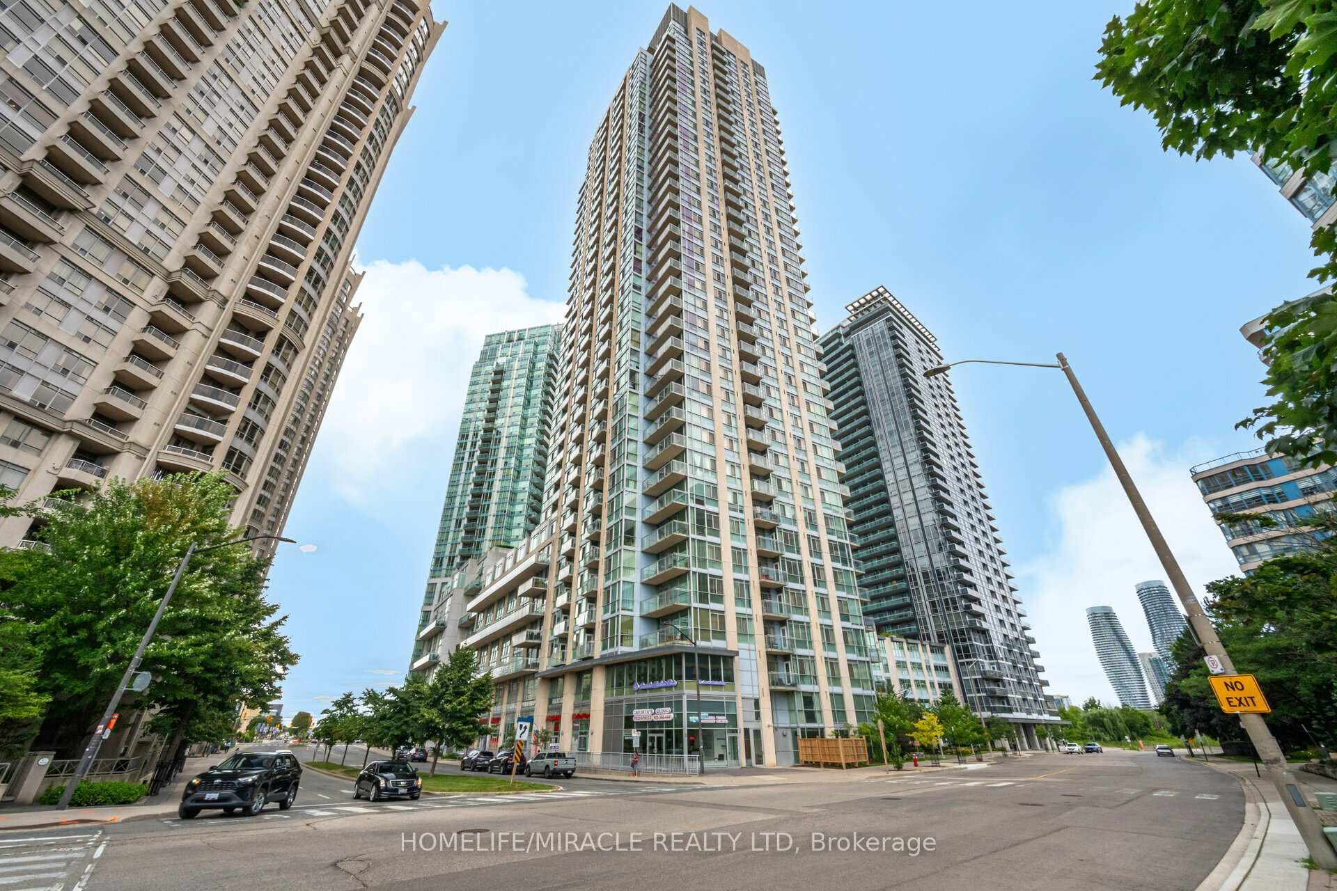 225 Webb Drive Unit PH2, Mississauga, ON L5B 4P2 - Photo 1
