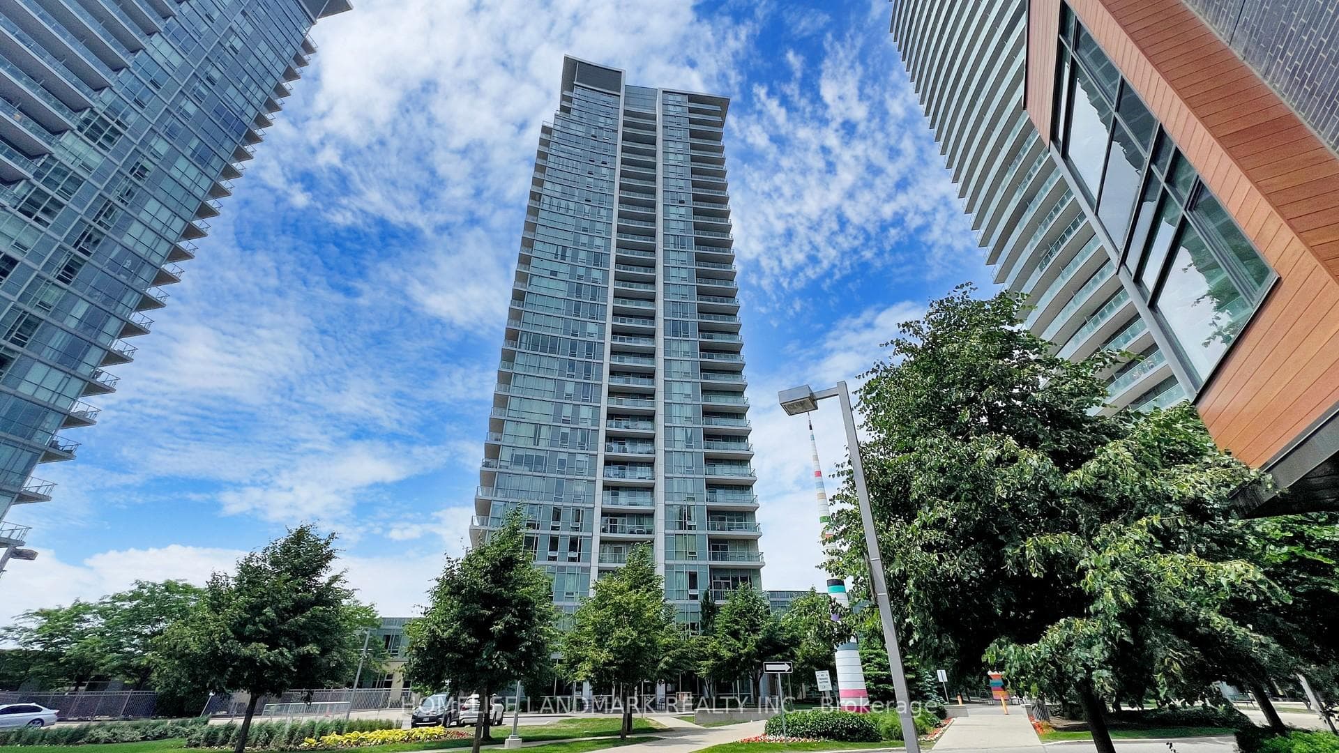 66 Forest Manor Road Unit 1208, Hillcrest Village / Bayview Village, ON M2J 0B7 - Photo 1