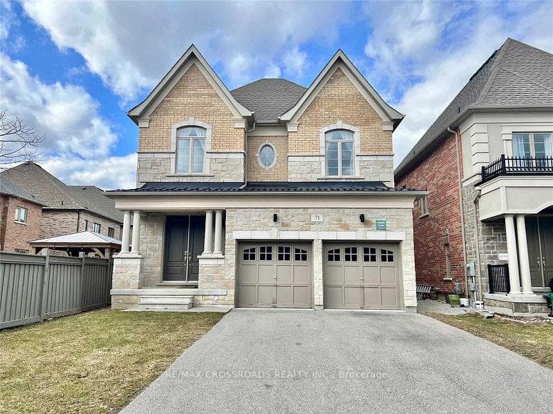 71 Hamster Crescent, Aurora, ON L4G 3G7 - Photo 1