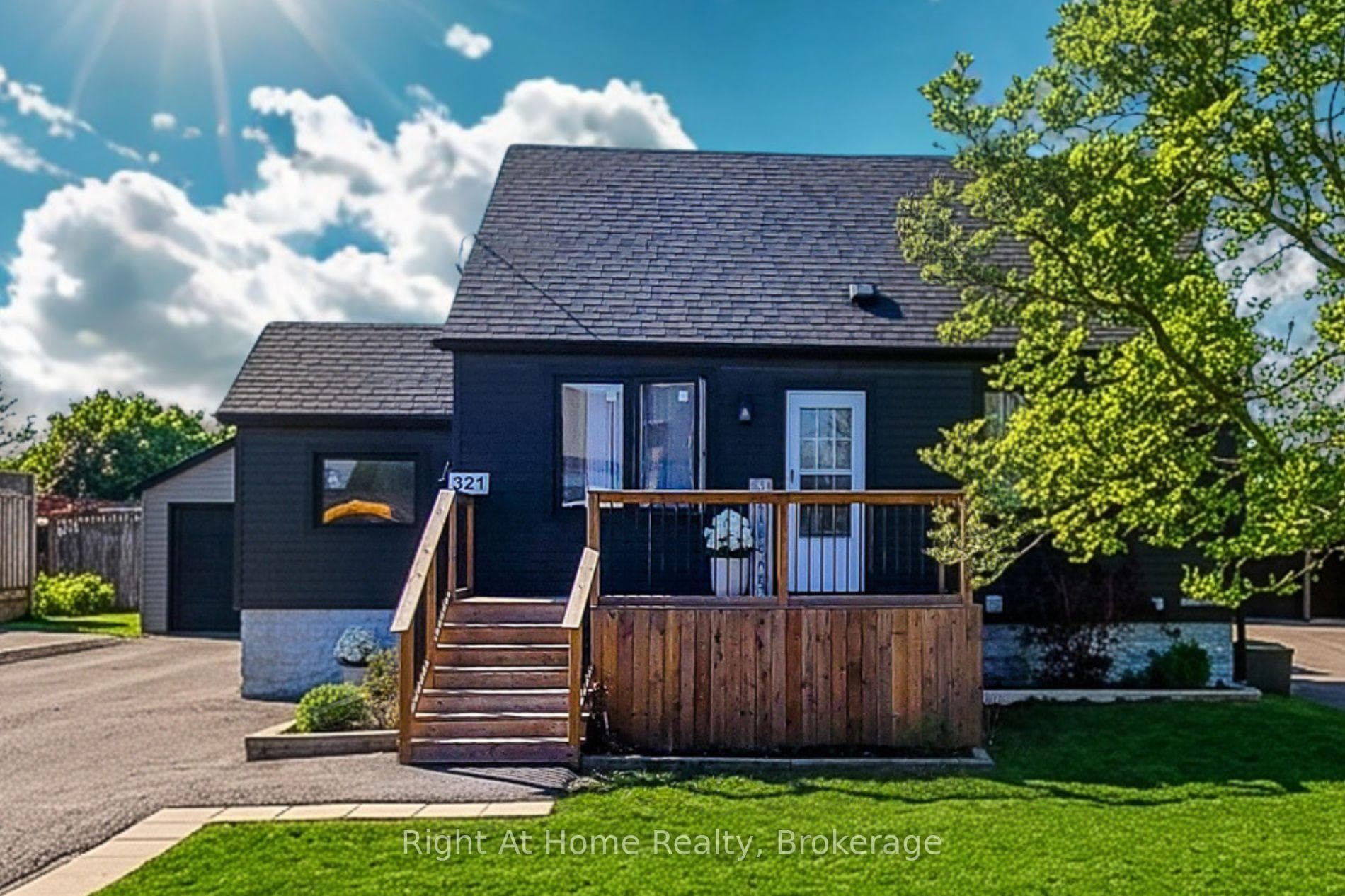 321 Dewitt Road, Hamilton