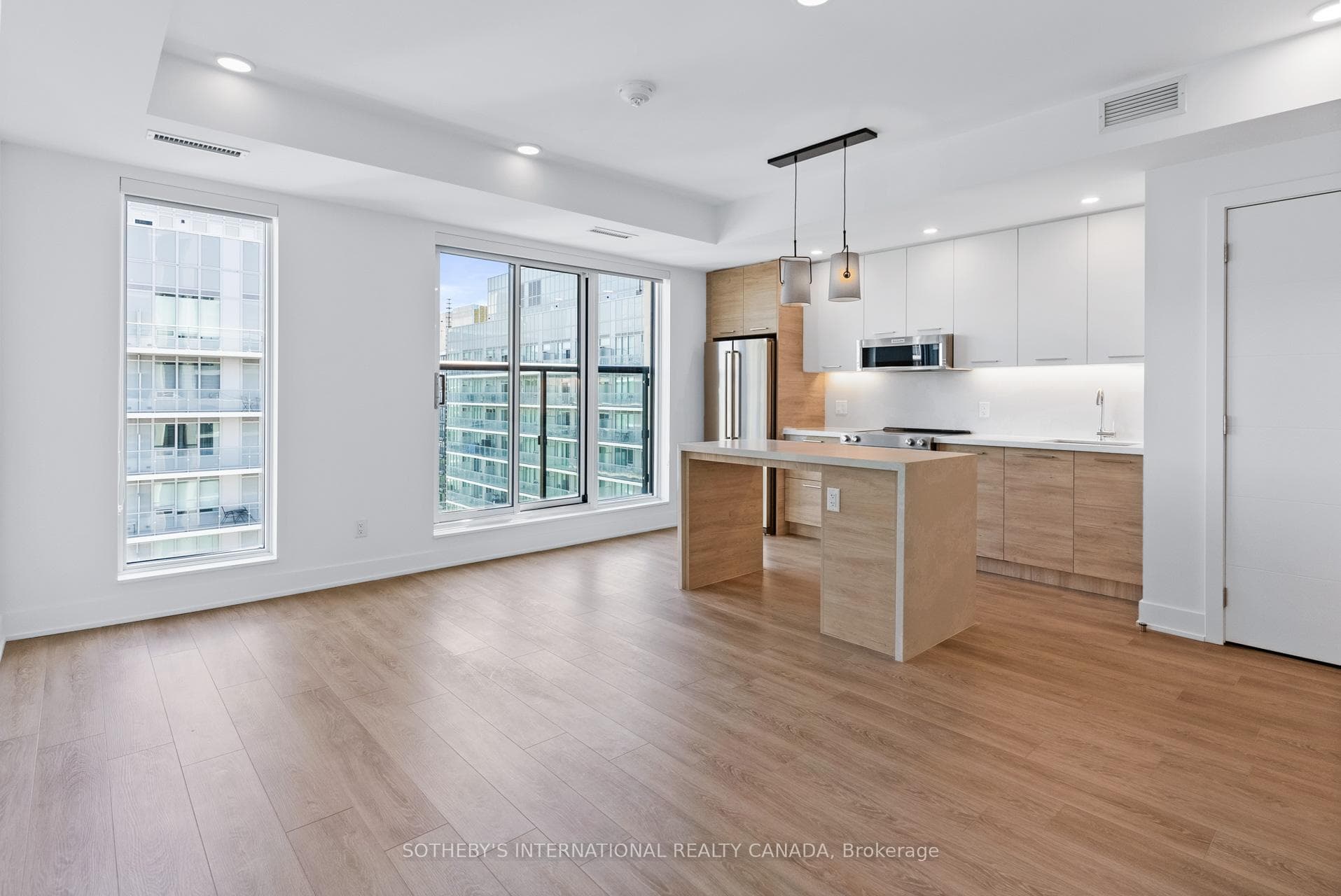 200 Redpath Avenue Unit 1605, Leaside / Davisville, ON M4P 0E6 - Photo 1