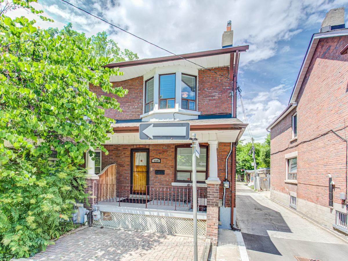 108 Follis Avenue Unit A, Annex / Yorkville / Summerhill, ON M6G 2Z3 - Photo 1
