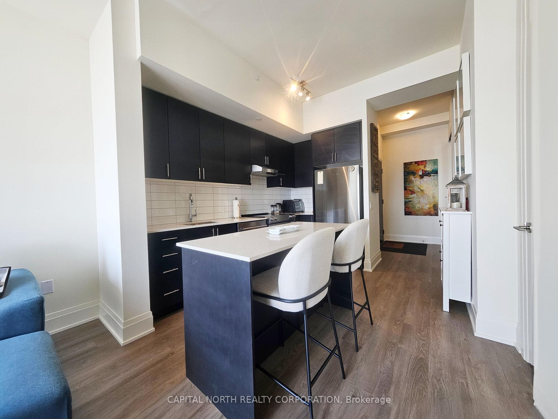 9000 Jane Street Unit 715, Vaughan, ON L4K 0A4 - Photo 1