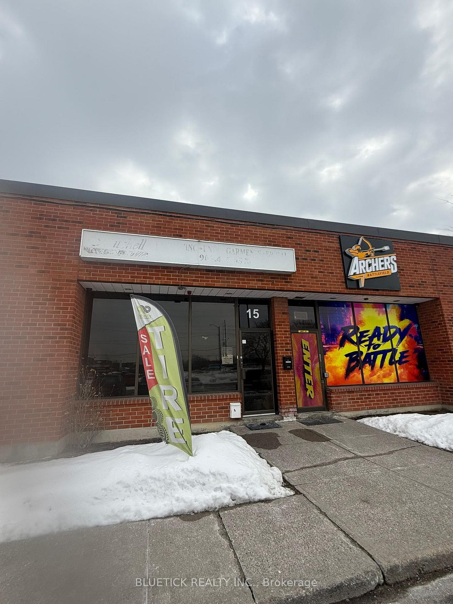 1735 Bayly Street Unit 15, Pickering, ON L1W 2Y7 - Photo 1